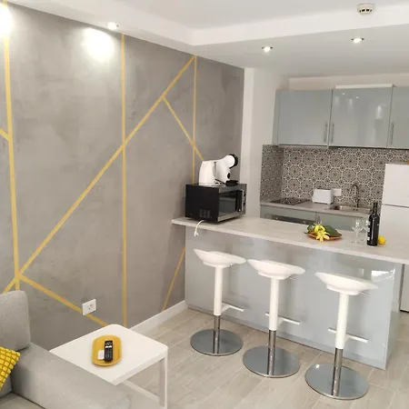 Serenity Garden Апартаменты Адехе